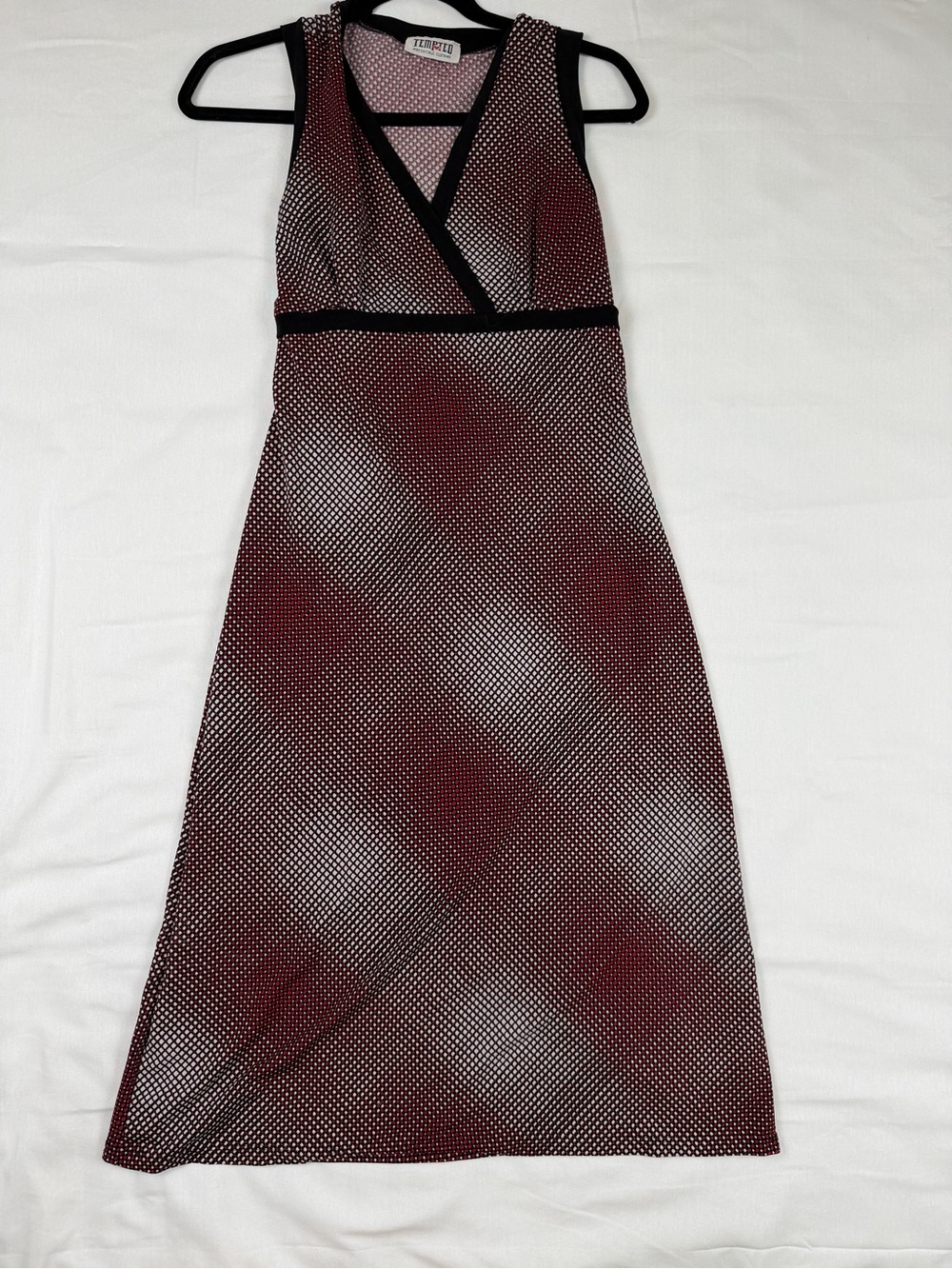 Tempted Red‎ Black Geometric Print Sleeveless V Neck Midi Dress Medium